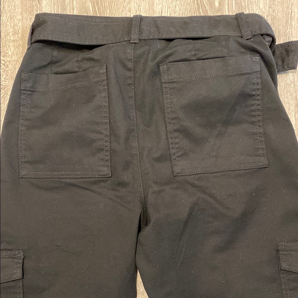NWOT Banana Republic Cargo Pants 4P - Picture 8 of 9